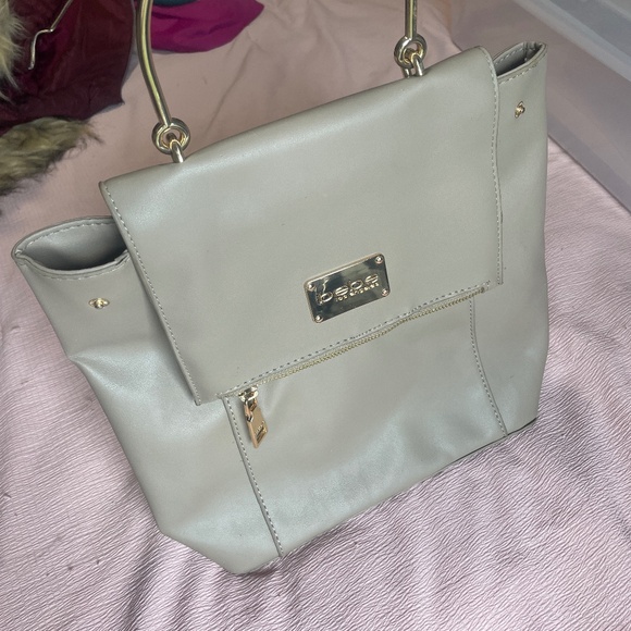 Backpack - Picture 1 of 5